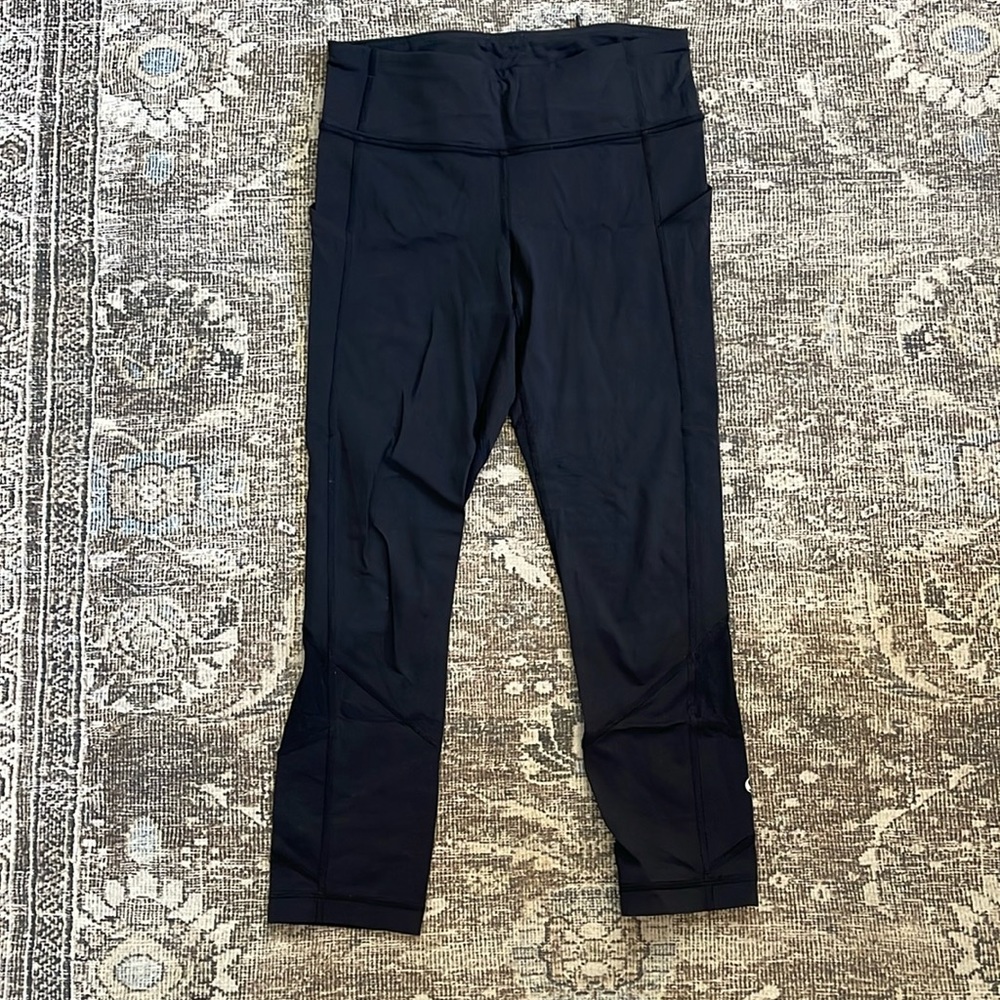 LULULEMON CAPRI